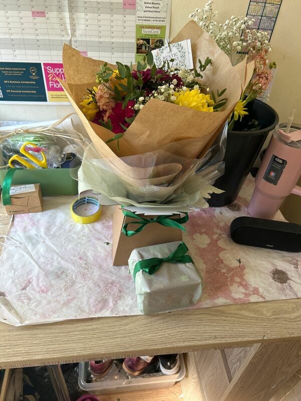 Flowers delivered to customer