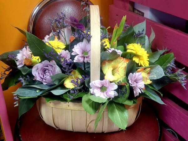 Flowers delivered to customer