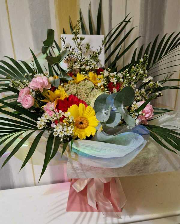 Flowers delivered to customer