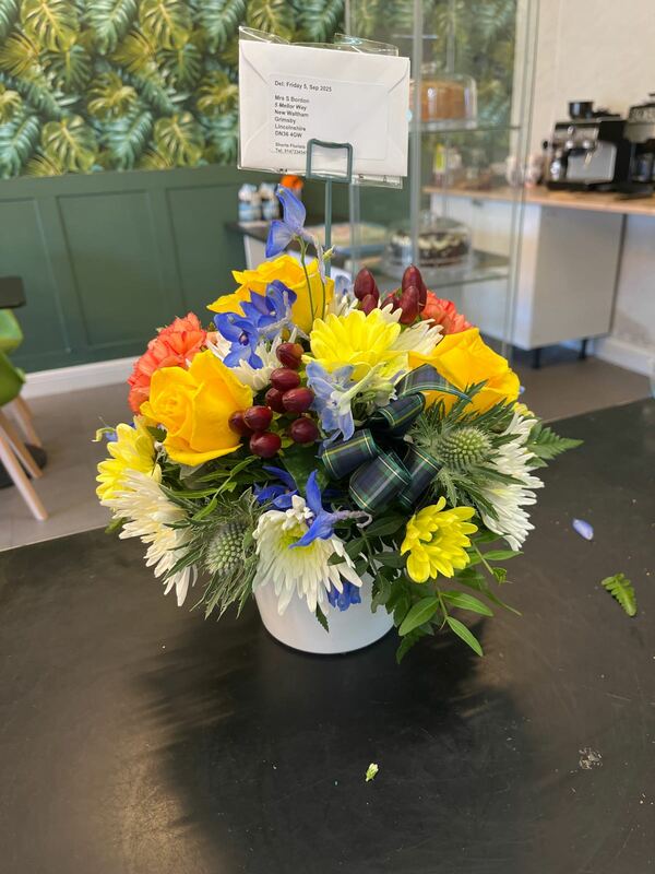 Flowers delivered to customer