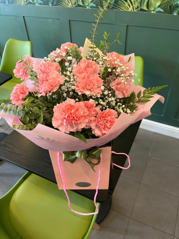 Flowers delivered to customer