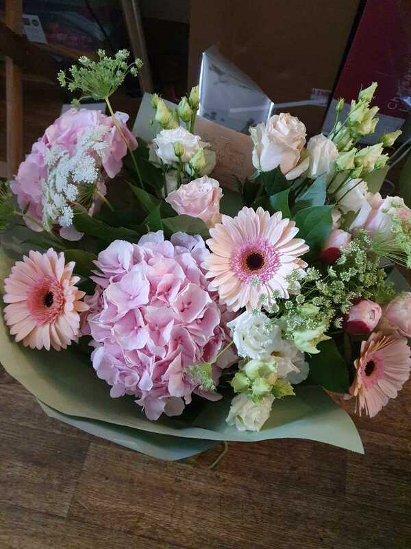 Flowers delivered to customer
