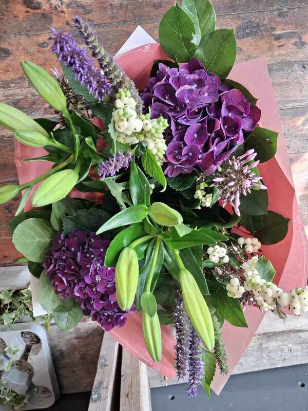Flowers delivered to customer