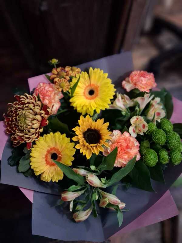 Flowers delivered to customer