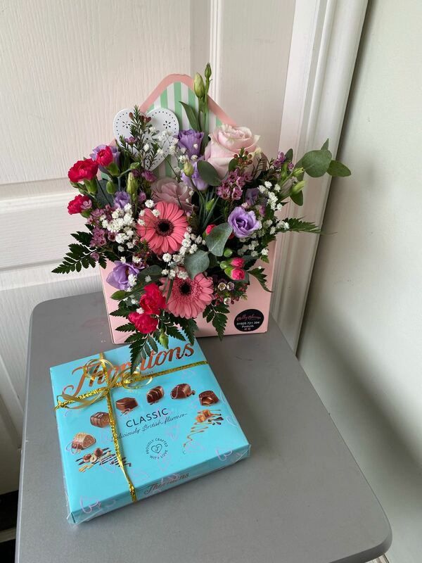 Flowers delivered to customer