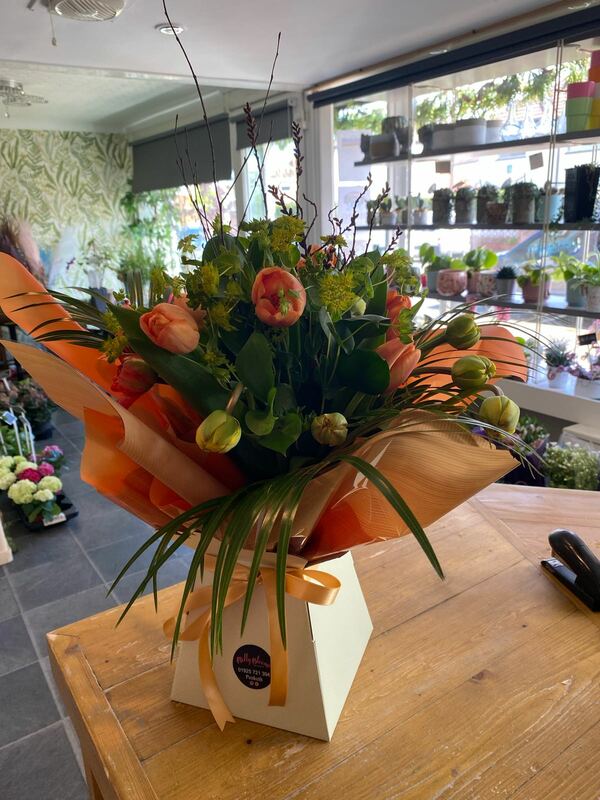 Flowers delivered to customer