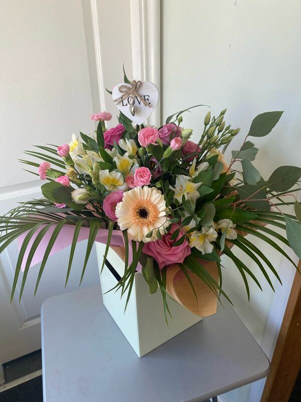 Flowers delivered to customer