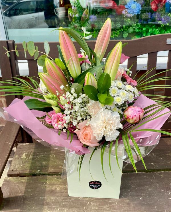 Flowers delivered to customer