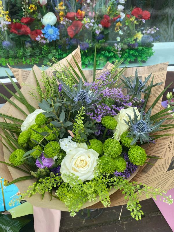 Flowers delivered to customer