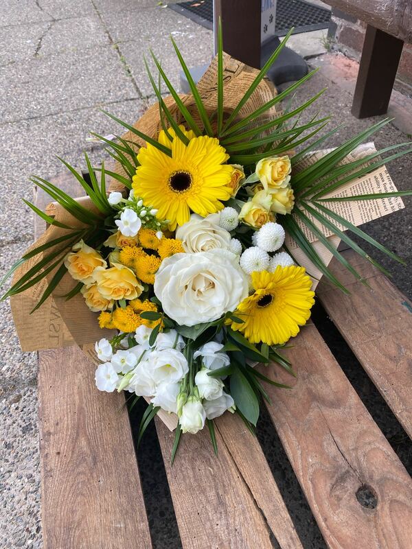 Flowers delivered to customer