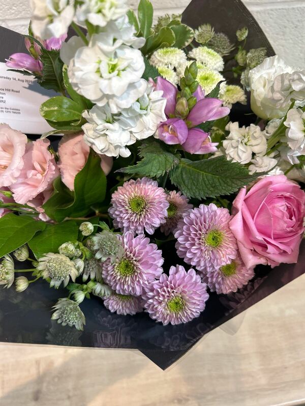 Flowers delivered to customer