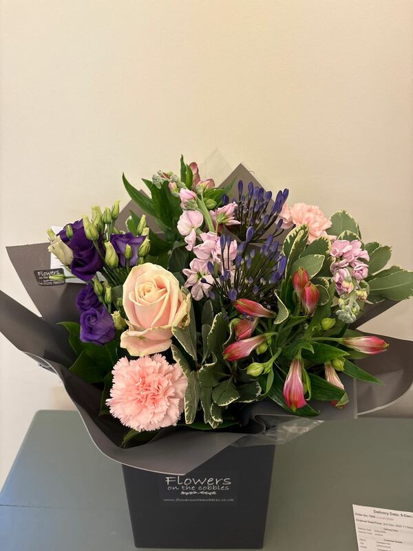 Flowers delivered to customer