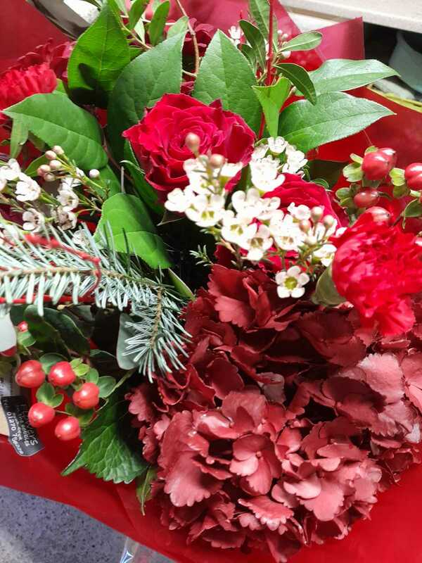 Flowers delivered to customer