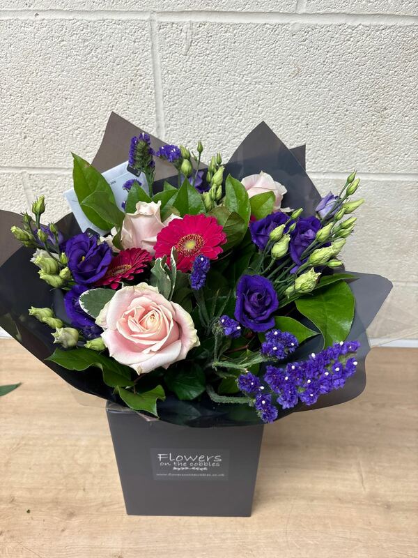 Flowers delivered to customer