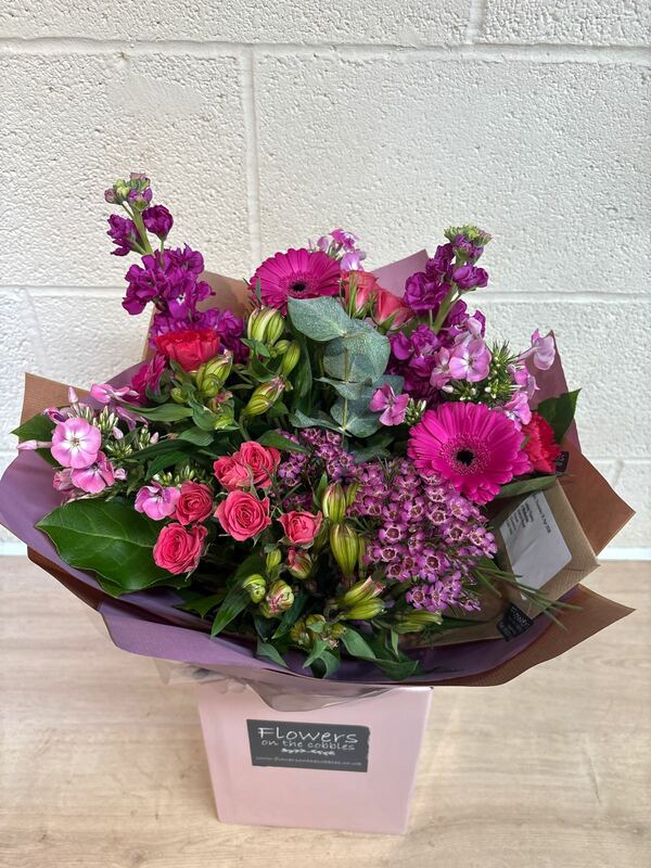 Flowers delivered to customer
