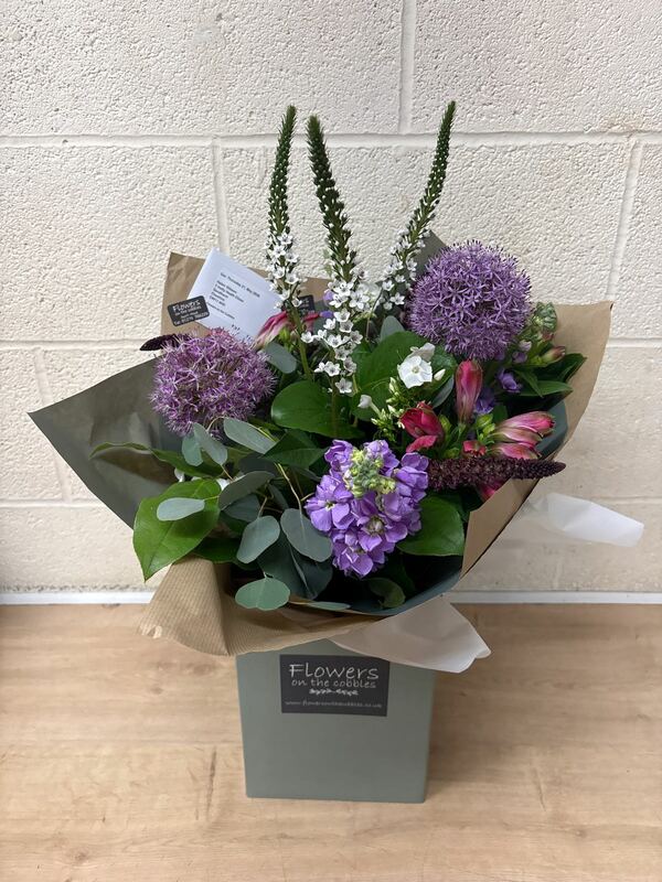 Flowers delivered to customer