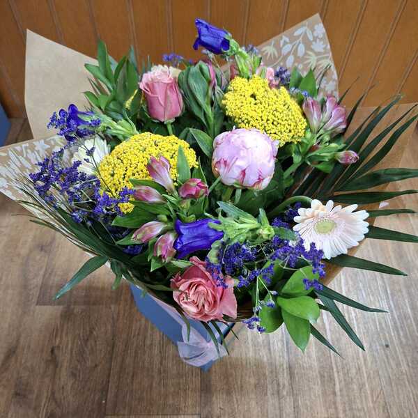 Flowers delivered to customer