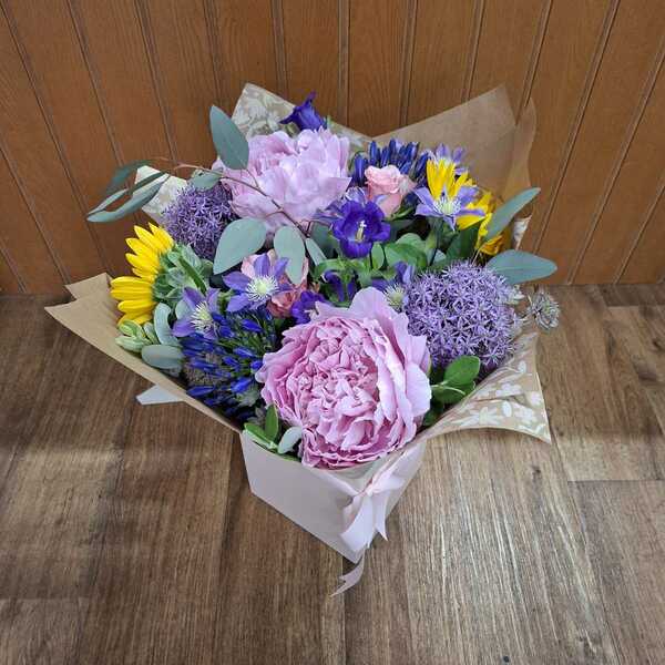 Flowers delivered to customer