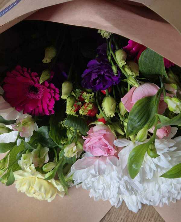Flowers delivered to customer