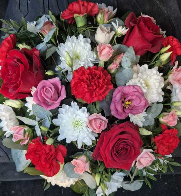 Flowers delivered to customer
