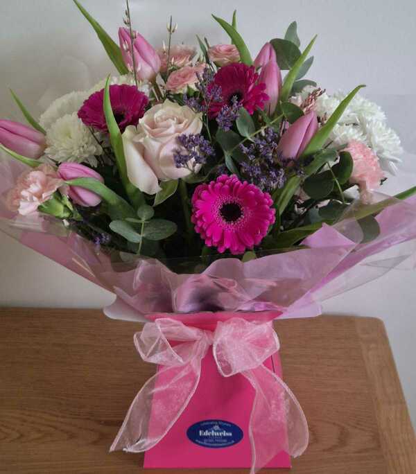 Flowers delivered to customer