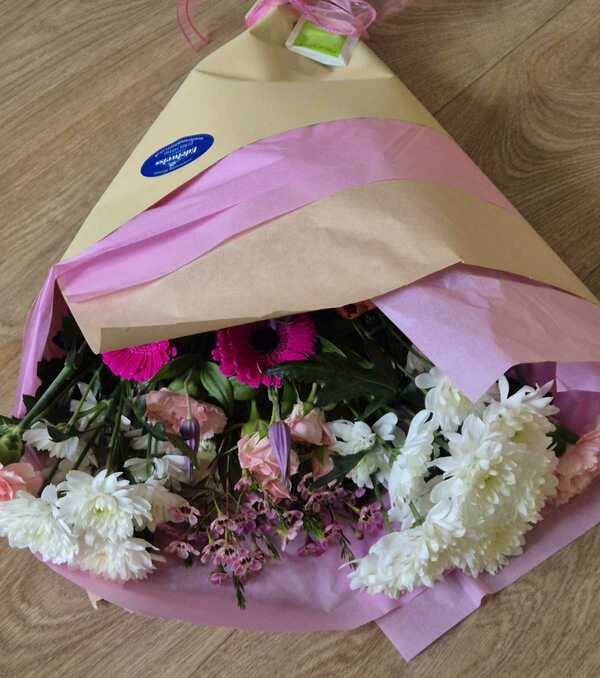 Flowers delivered to customer
