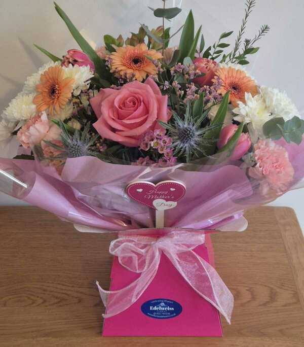 Flowers delivered to customer