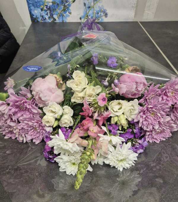 Flowers delivered to customer