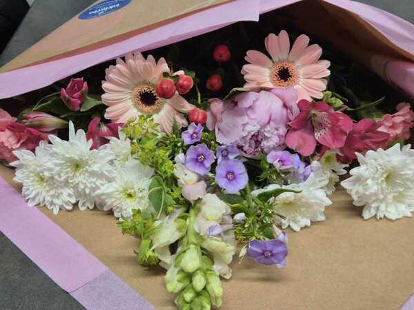 Flowers delivered to customer