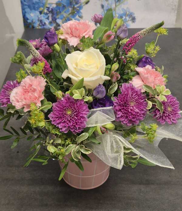 Flowers delivered to customer