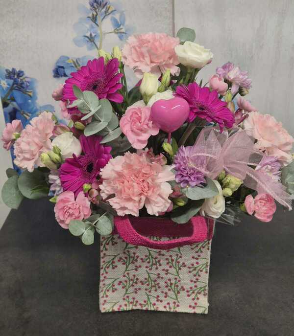 Flowers delivered to customer