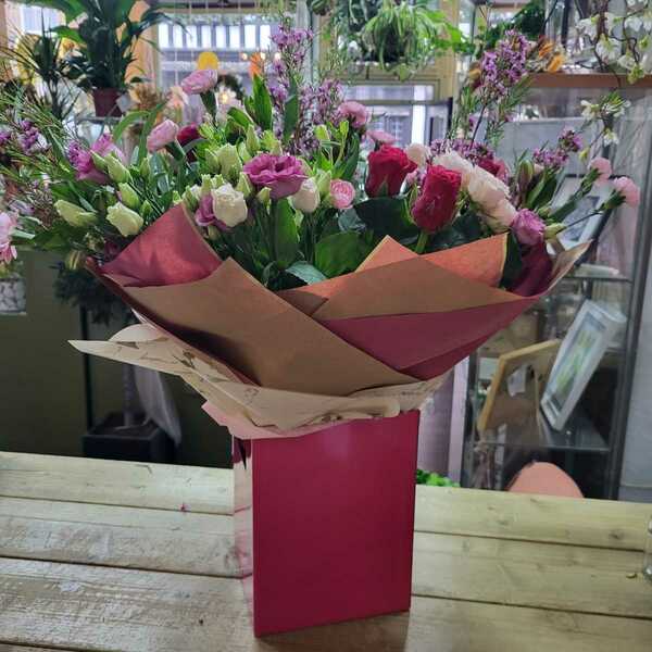 Flowers delivered to customer