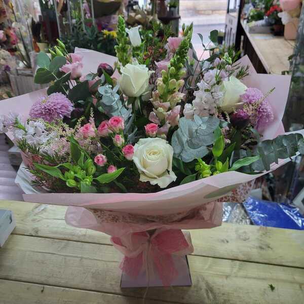 Flowers delivered to customer