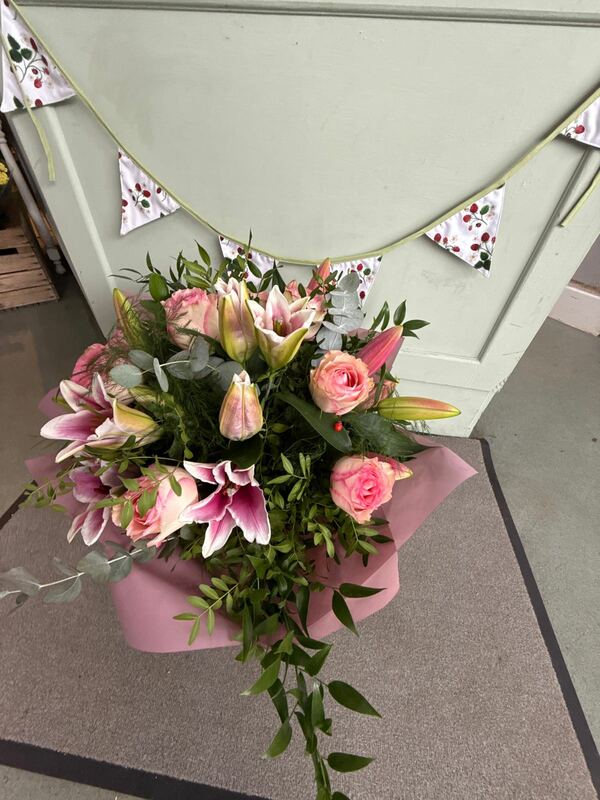 Flowers delivered to customer