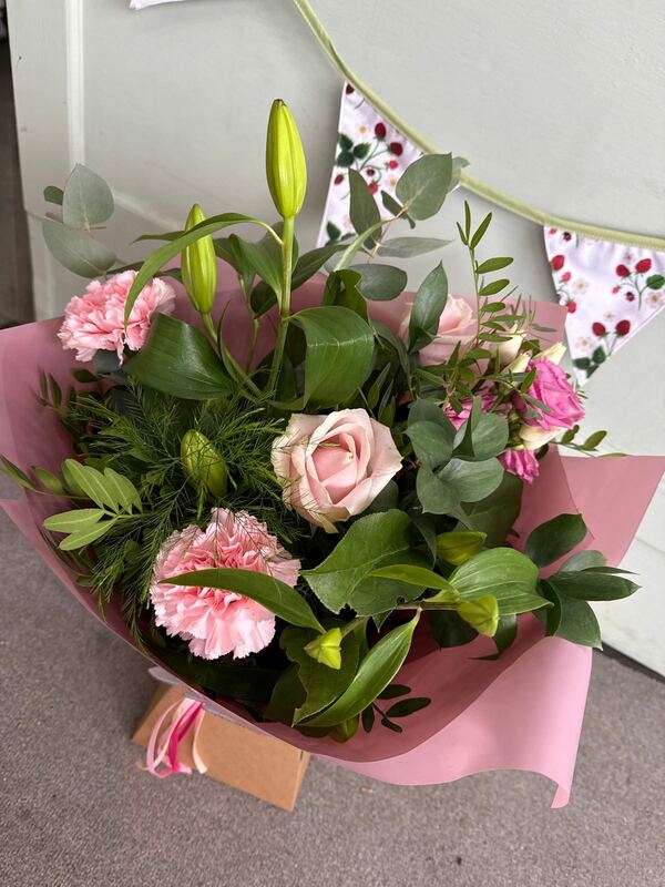 Flowers delivered to customer