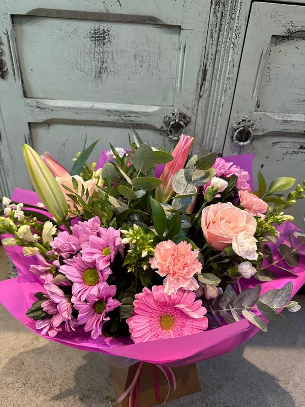 Flowers delivered to customer