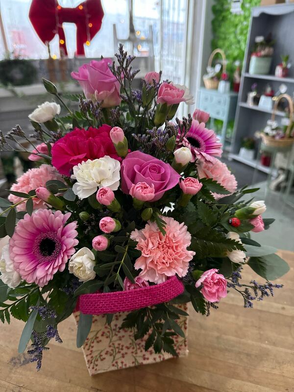 Flowers delivered to customer