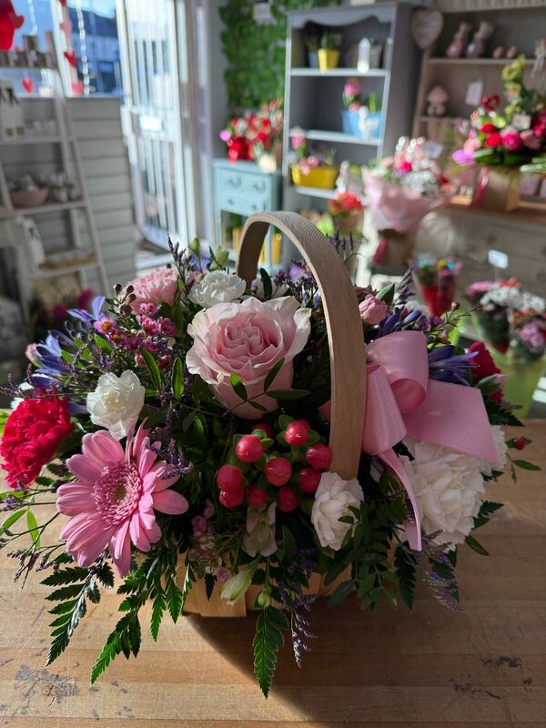 Flowers delivered to customer
