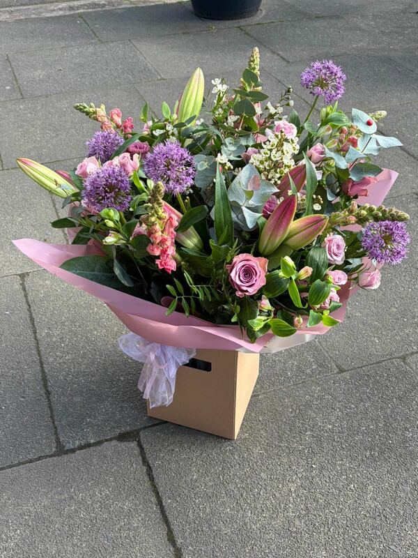 Flowers delivered to customer