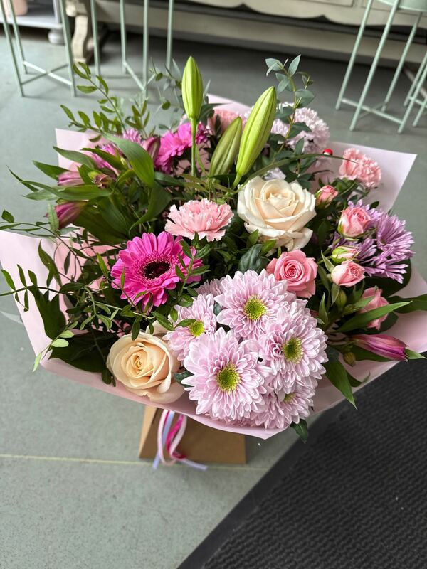 Flowers delivered to customer