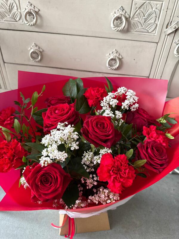 Flowers delivered to customer