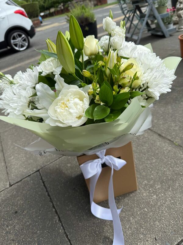 Flowers delivered to customer