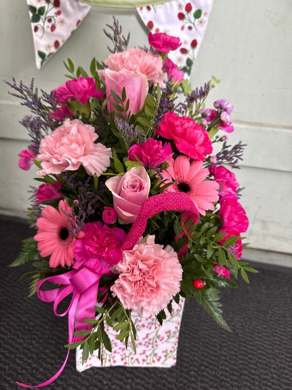 Flowers delivered to customer
