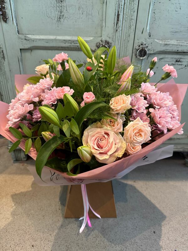 Flowers delivered to customer