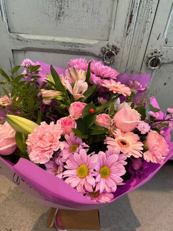 Flowers delivered to customer
