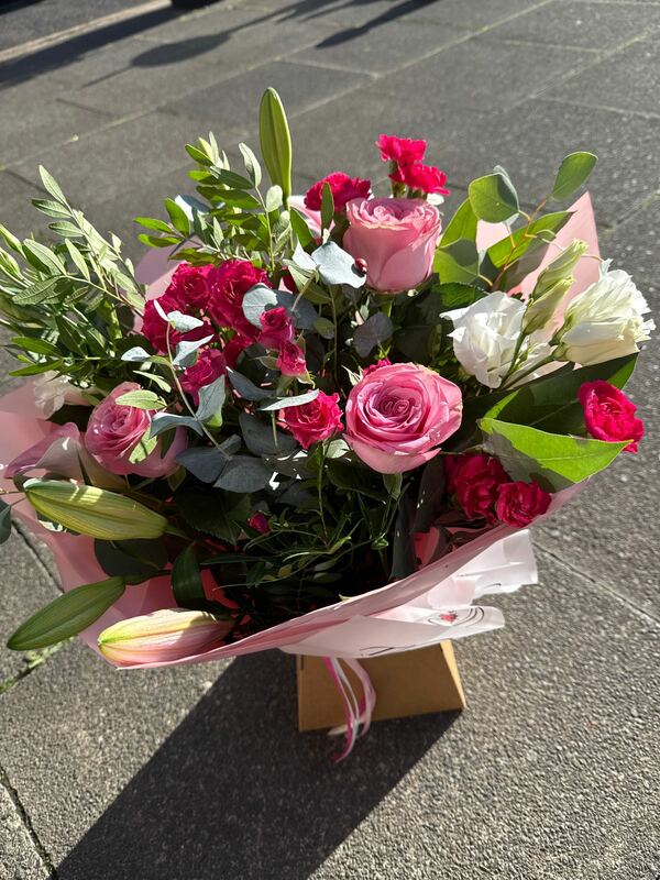 Flowers delivered to customer