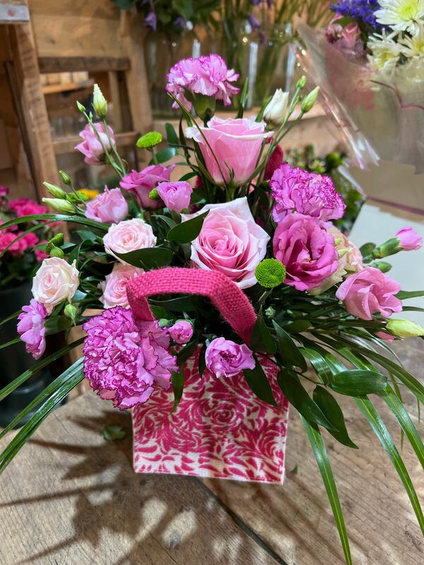Flowers delivered to customer