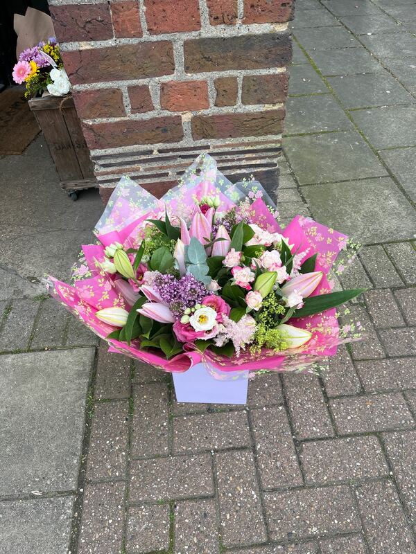 Flowers delivered to customer