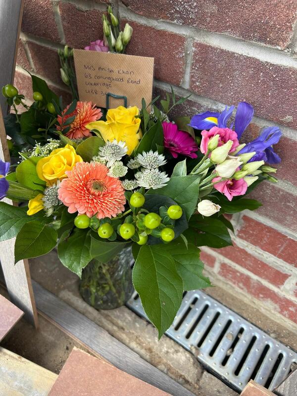 Flowers delivered to customer