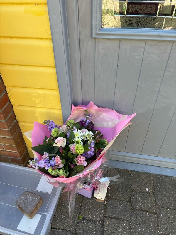 Flowers delivered to customer